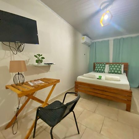 Hostel Travelers Chitre Exterior photo